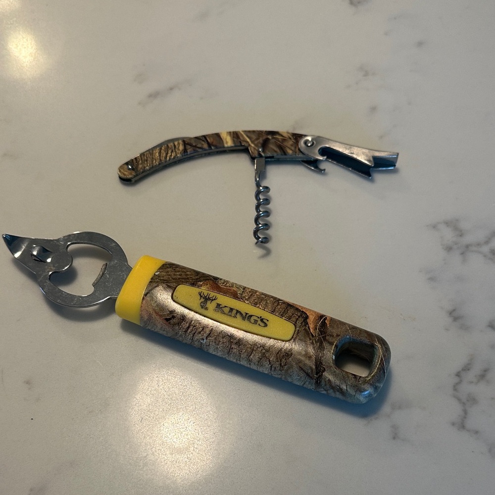 King’s Camo Beverage Opener Set